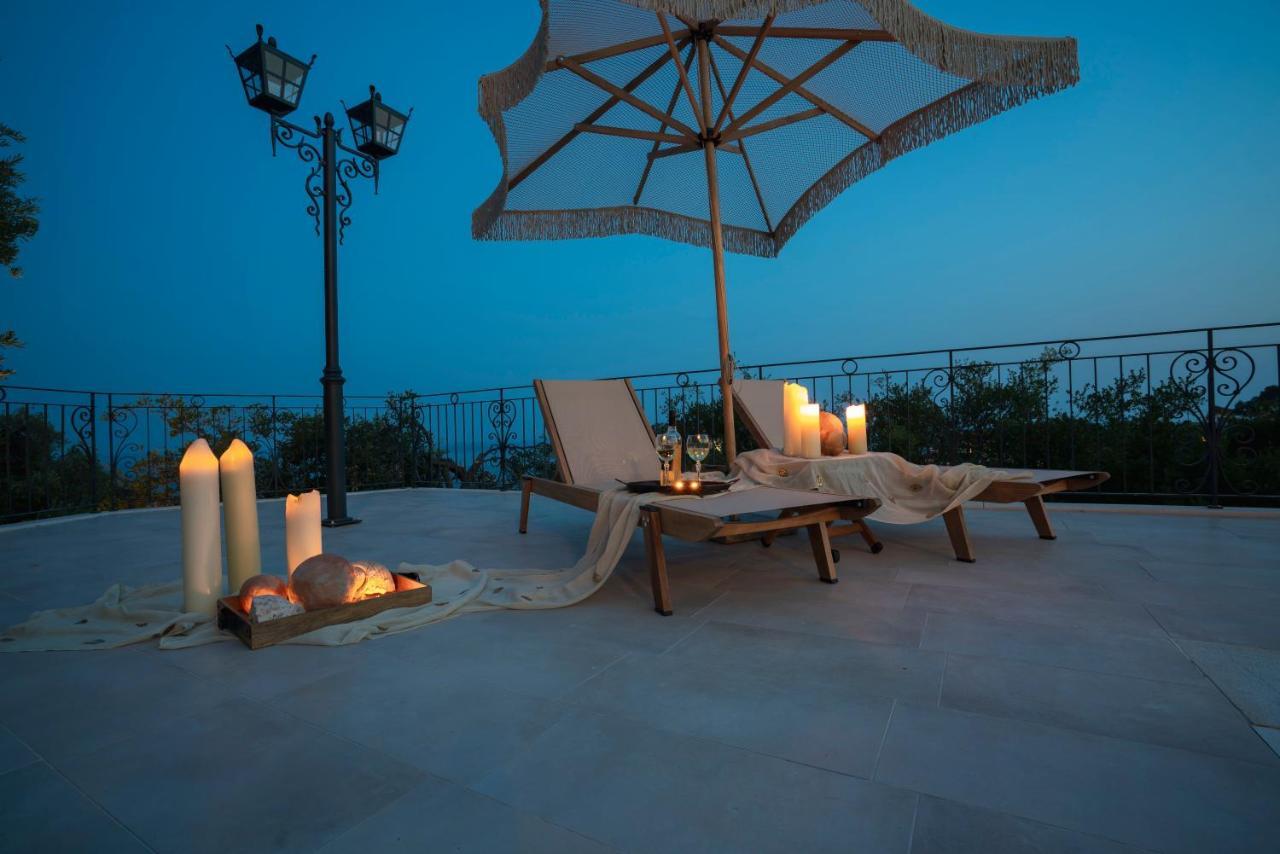 Elysium Living Parga Aparthotel Bagian luar foto