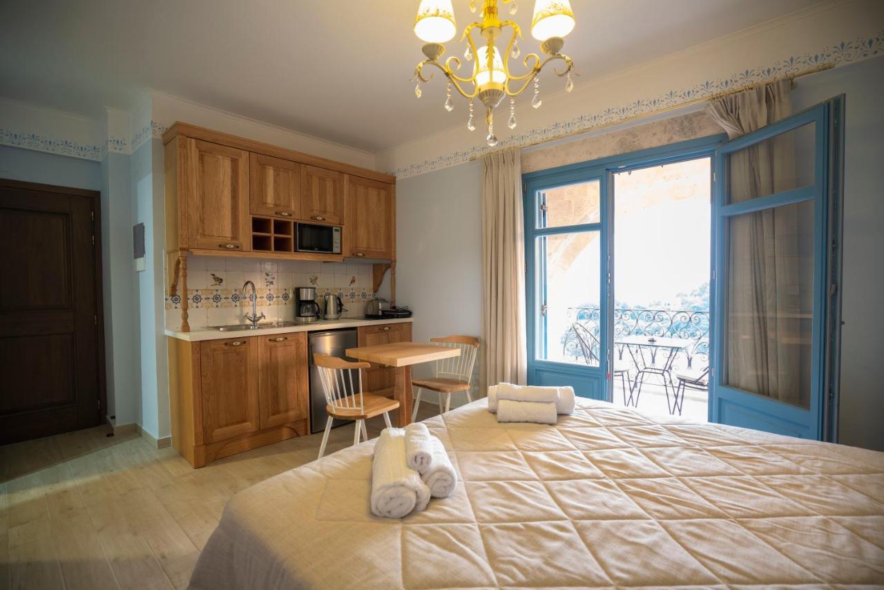 Elysium Living Parga Aparthotel Bagian luar foto