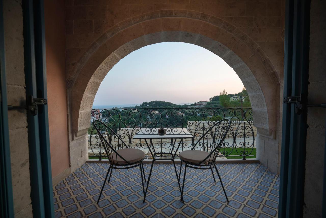 Elysium Living Parga Aparthotel Bagian luar foto