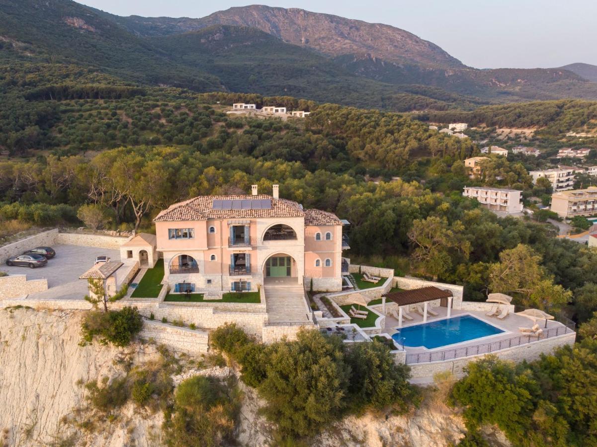 Elysium Living Parga Aparthotel Bagian luar foto