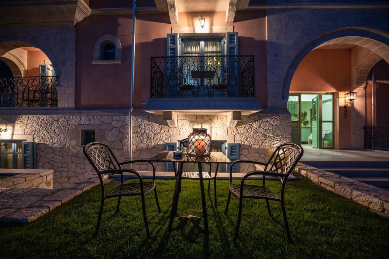 Elysium Living Parga Aparthotel Bagian luar foto