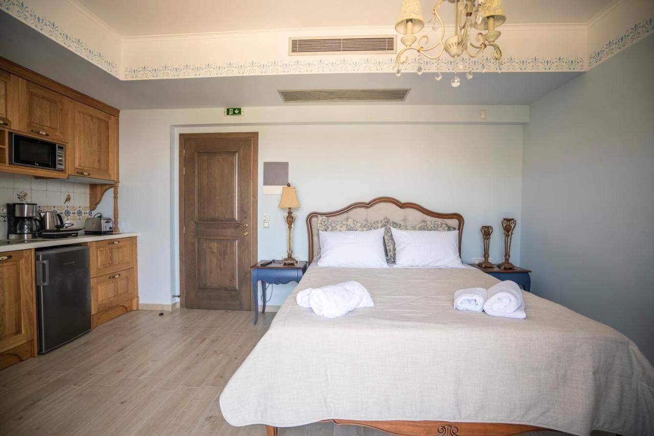 Elysium Living Parga Aparthotel Bagian luar foto